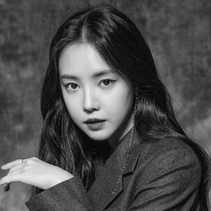 Son Naeun